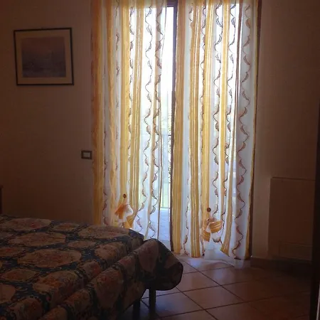 Hotel Garni Marika à Gargnano Extérieur photo