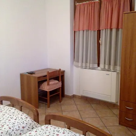 Hotel Garni Marika à Gargnano Extérieur photo