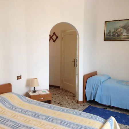Hotel Garni Marika à Gargnano Extérieur photo