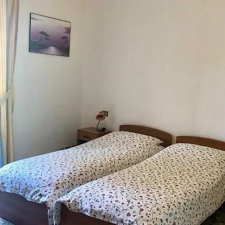 Hotel Garni Marika à Gargnano Extérieur photo